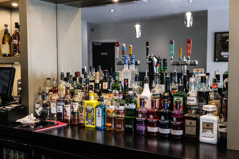 Food & Drinks 5, Anelli Hotel, Sefton