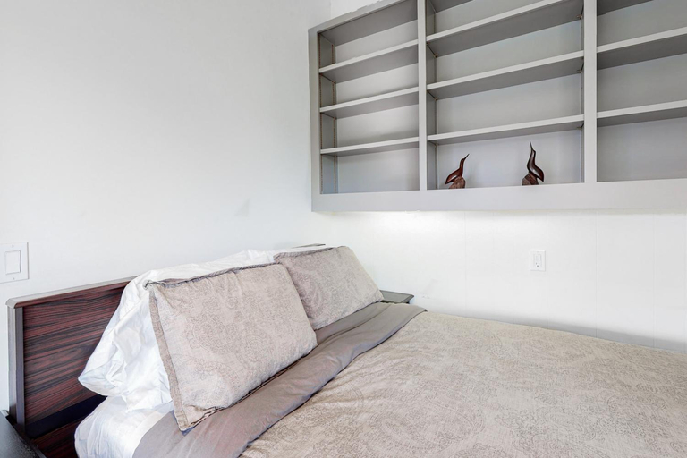 Bedroom 3, Mod Reflections at Tamarisk, Riverside