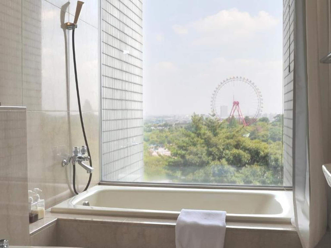 Bathroom 3, Kikusuitei, Tokorozawa