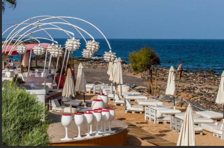 Food & Drinks, PALM-MAR HEATED POOL,PARKING,AIR,WIFi, Santa Cruz de Tenerife