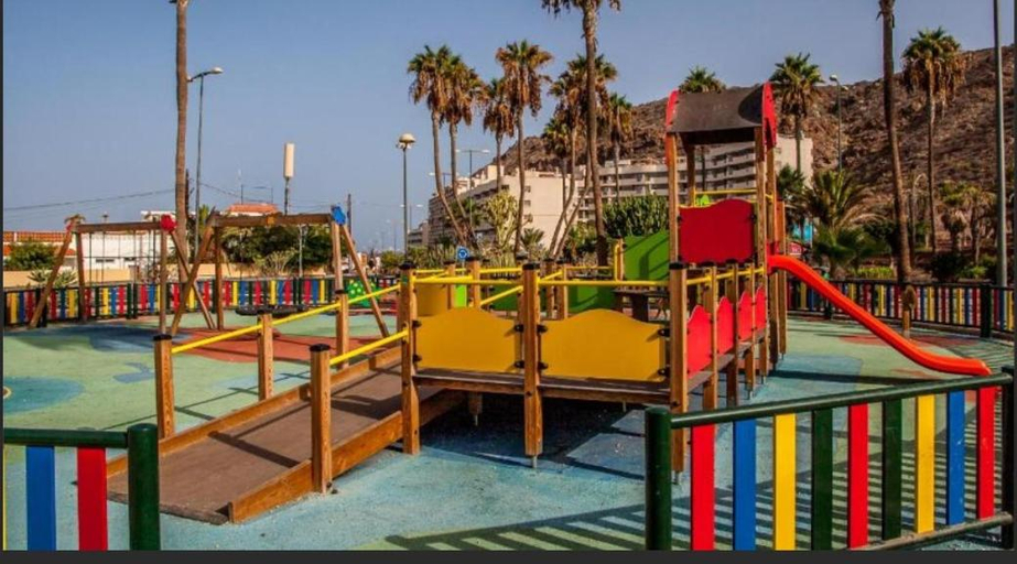 Others 5, PALM-MAR HEATED POOL,PARKING,AIR,WIFi, Santa Cruz de Tenerife