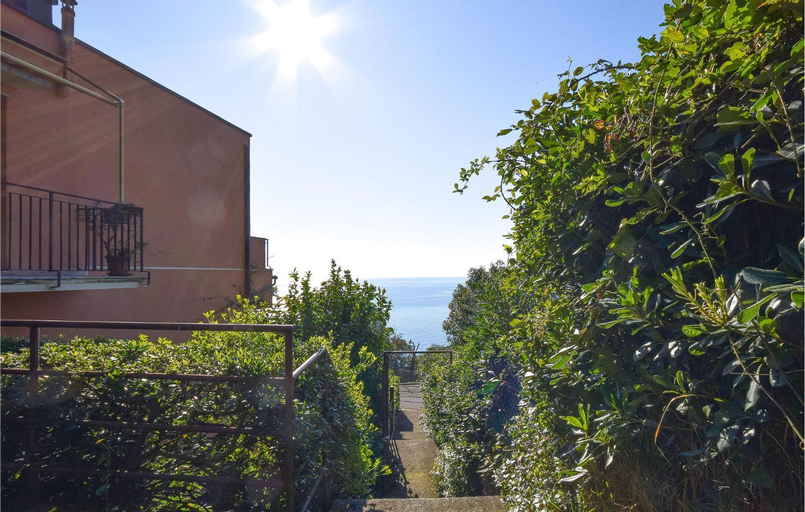 Exterior & Views 1, Beautiful Home In Puntarospo, Genova