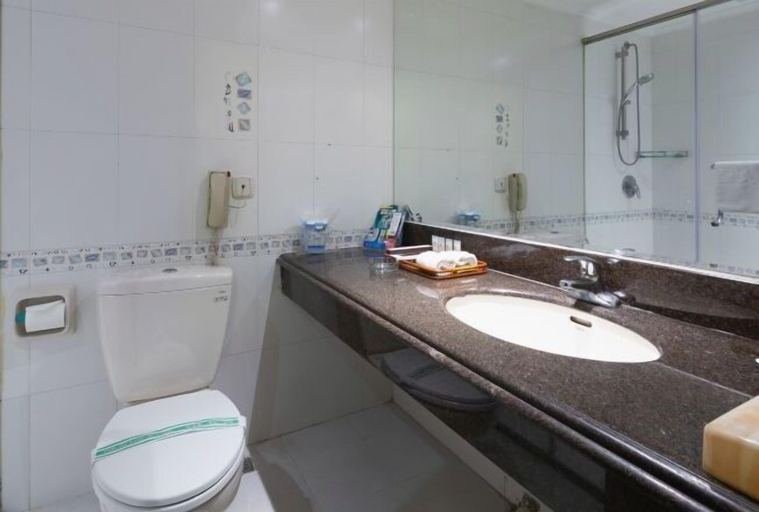 Bathroom 4, Huayuan Hotel, Guangzhou