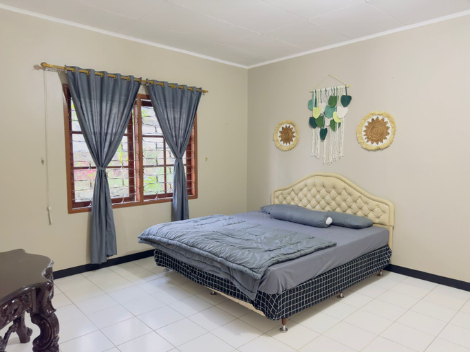 Bedroom 3, Villa Manulang Big Capacity by Puncak Go Villas, Bogor