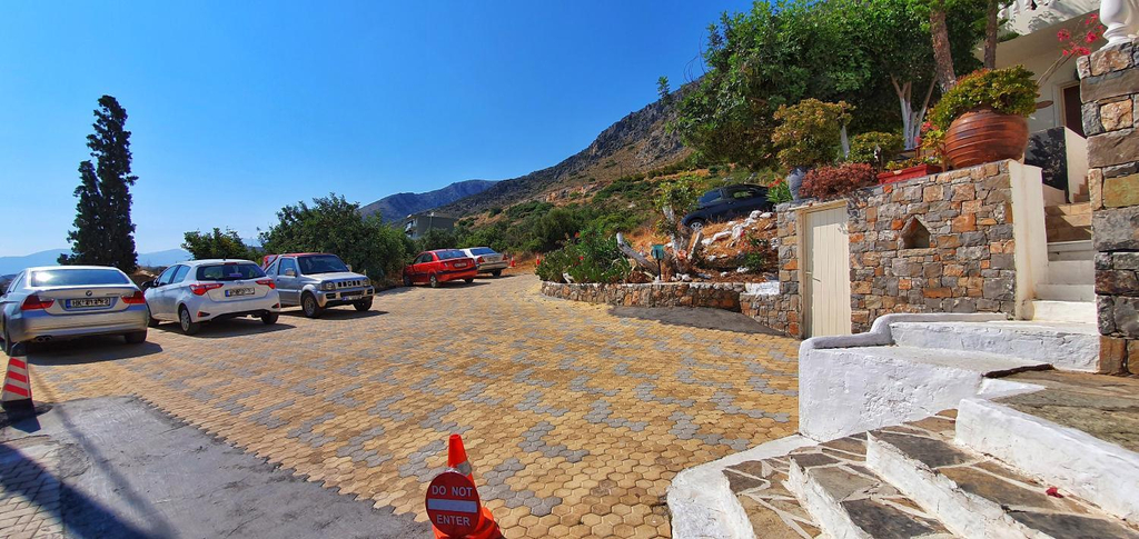 Others 4, Standard big room apartment in blue Aegean with shared pool, kitchen and Ac, Crete