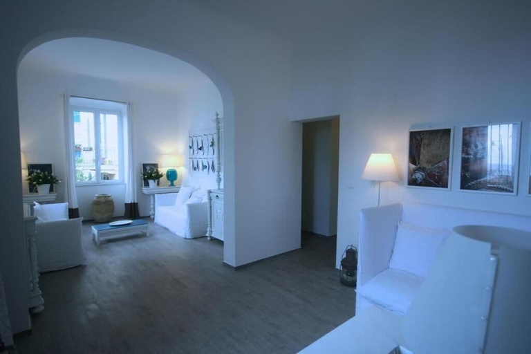 Bedroom 3, Cà de Tobia, Savona