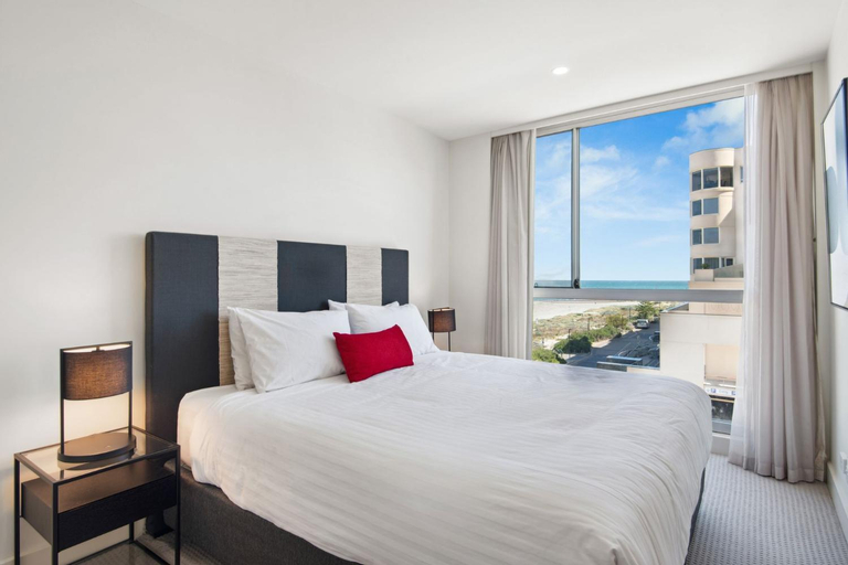Bedroom 2, Belle Escapes - Beachfront Balcony Glenelg, Adelaide
