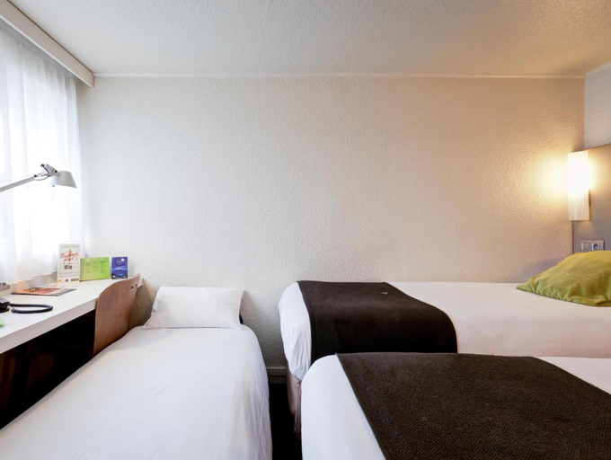 Bedroom 9