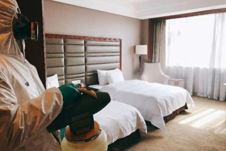 Bedroom 2, Rich Global Hotel, Changde