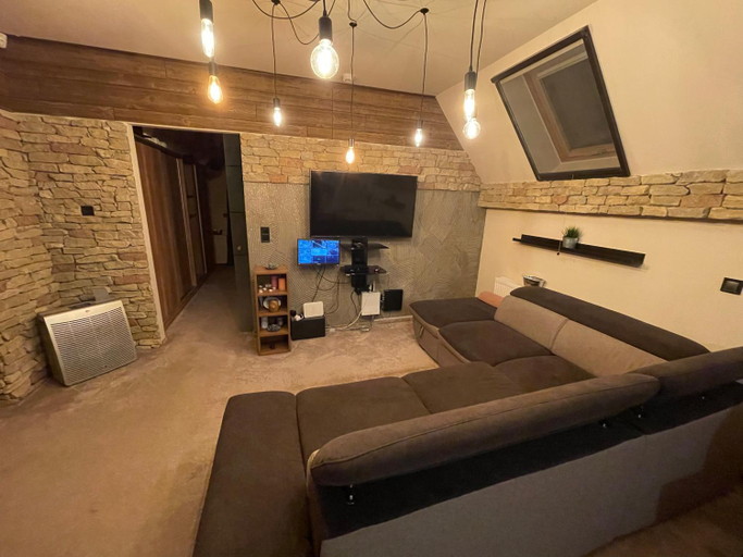 Others 4, Penthouse apartman privat Jakuzzival Smeraldo Villa, Siófok
