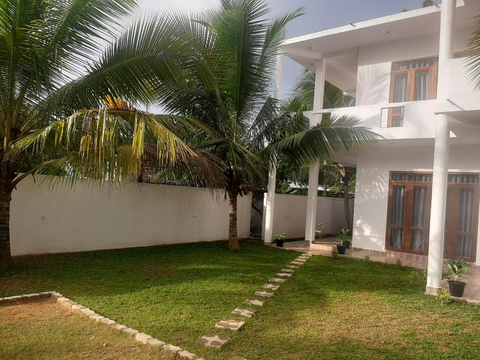 Others 5, Dream Residence, Gampaha