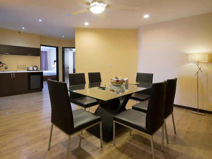 Dining Room 3
