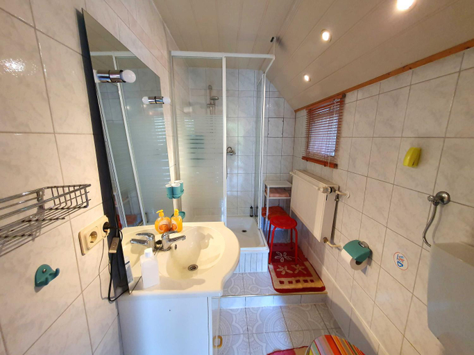 Others 3, Haus Sonja, Harz