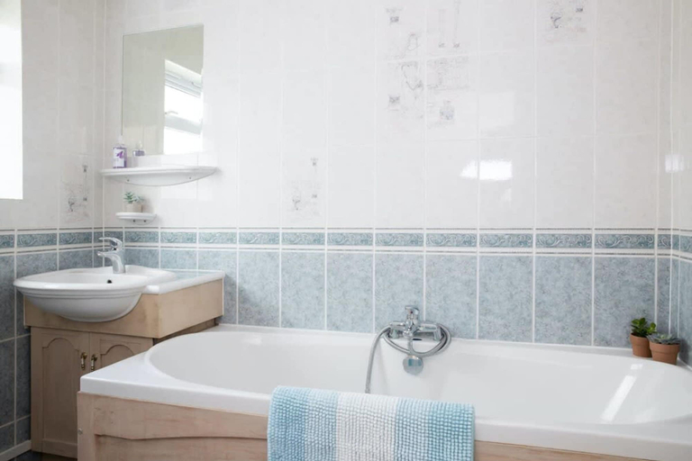 Bathroom 3, Seaside Detached 4bd Home nr Shops Parking Garden, West Sussex