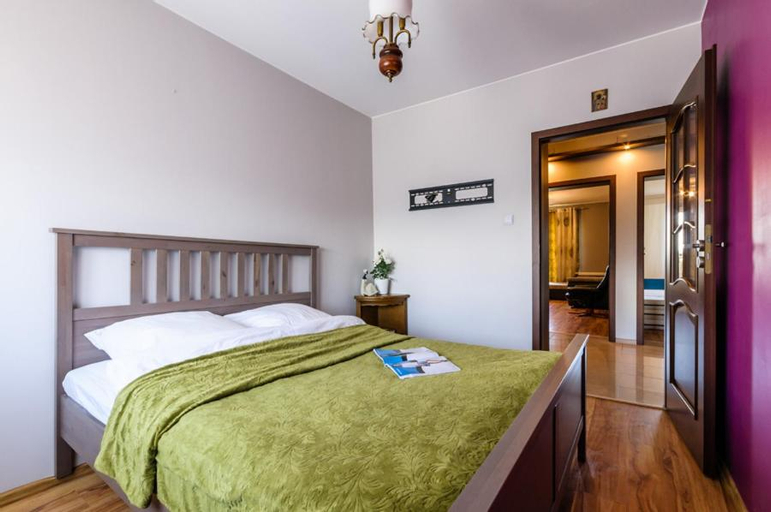 Bedroom 13