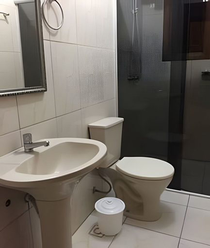 Bathroom 3, Merano Moura 01, Gramado