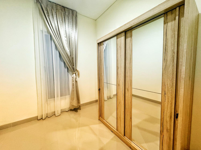 Others, Simple 4 Bedrooms Big Holiday House at Batam Center, Batam