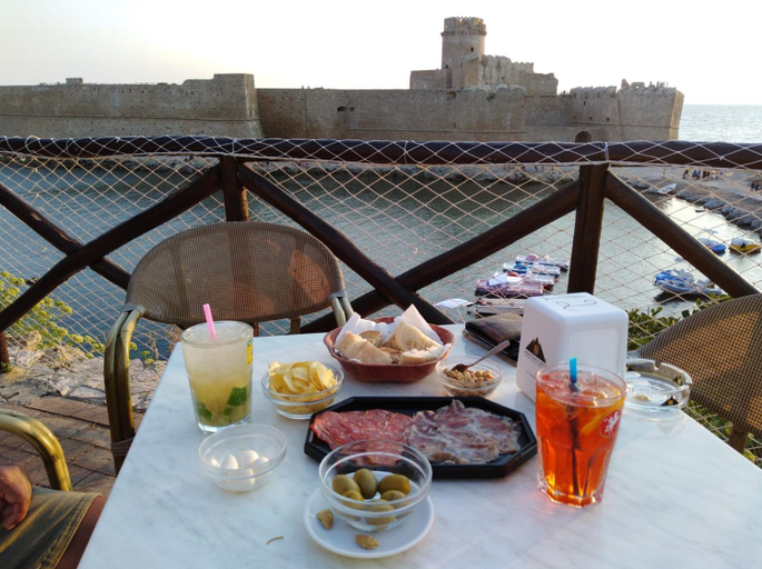 Food & Drinks, Sunrise B&B Le castella, Crotone
