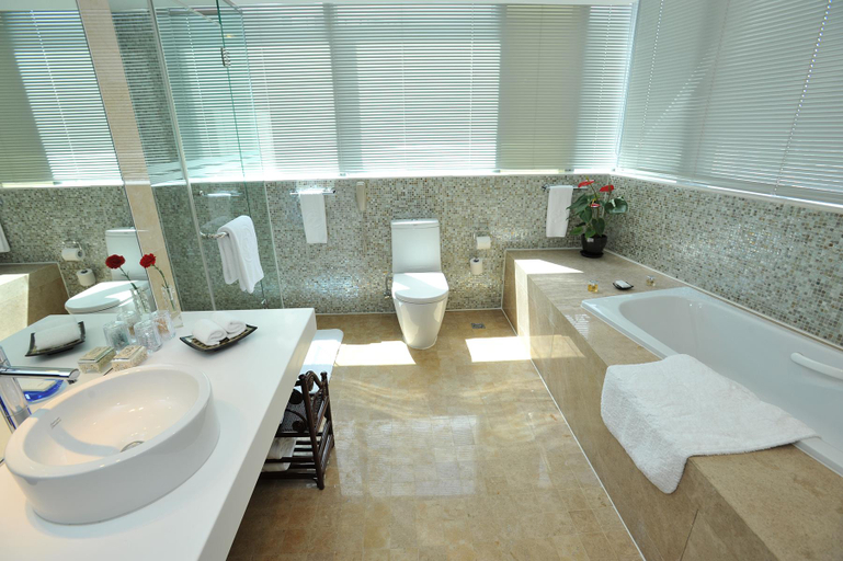 Bathroom 5, China National Convention Center Grand Hotel, Beijing