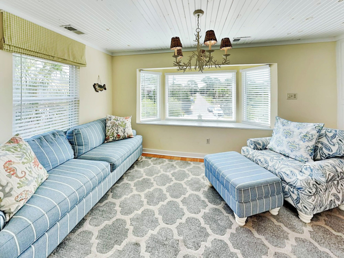 Bedroom 2, Creekside Shenanigans, Chatham