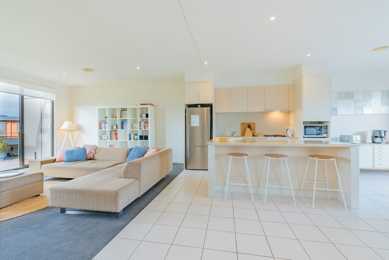 Others 5, 3 Bedroom Condo - Access to Pool Torquay, Surf Coast - East