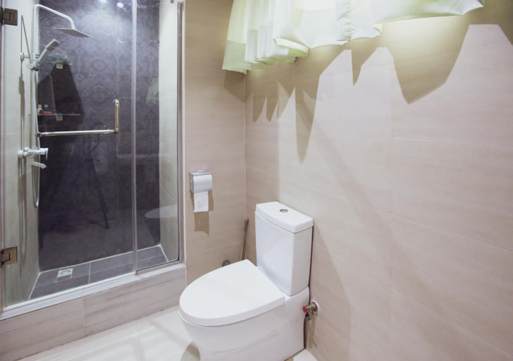 Others 5, Rushmore - Premier 1 Room, Eti-Osa