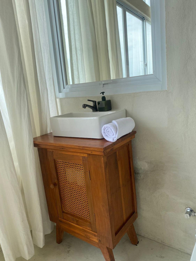 Bathroom, Ulunia, Badung