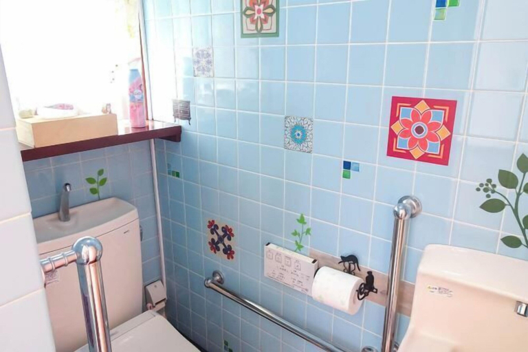 Bathroom 3, Minshuku Itoman Bettei Goyukkuri, Itoman