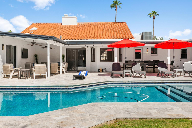 4, Desert Daydreams, Maricopa