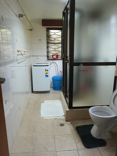 Bathroom 4, Axis Apartments