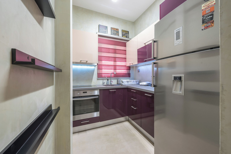 Others 3, Stylish 2 Bd Urban Retreat Near Panormou, Attica