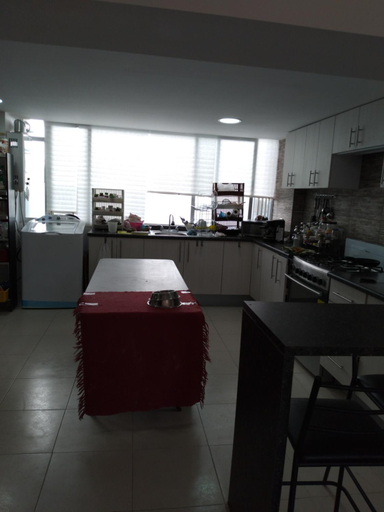 Others 5, Charming sunny bedroom overlooking beautiful Amsterdam Avenue in best Condesa area, Mexico City