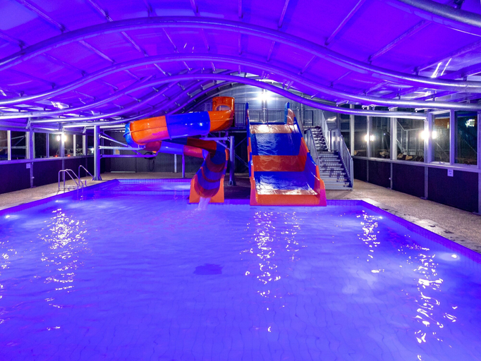 Sport & Beauty 2, Blue Lake Holiday Park, Mount Gambier