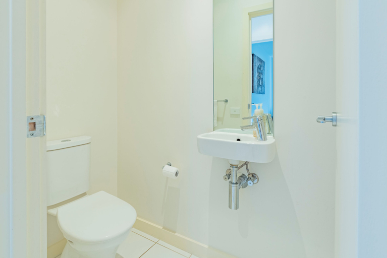 Others 3, 3 Bedroom Condo - Access to Pool Torquay, Surf Coast - East