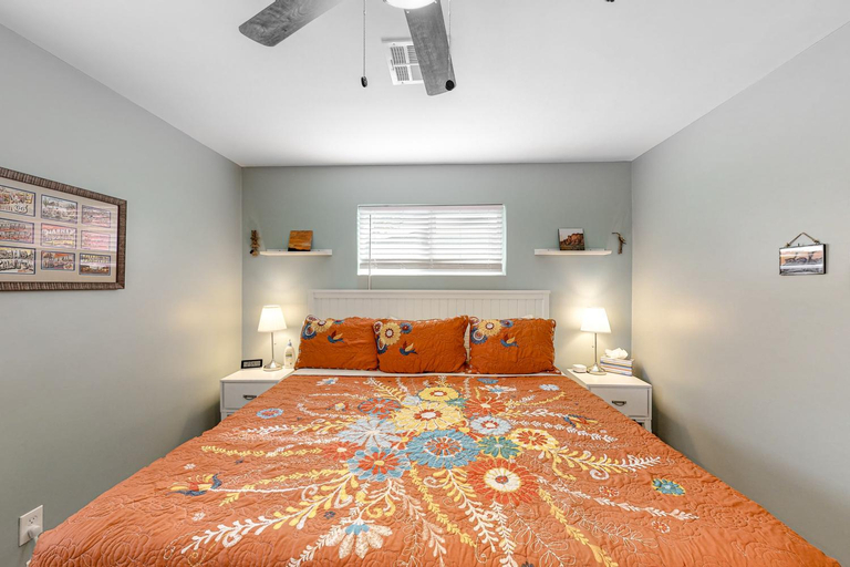 Bedroom 2, Plant Your Southwest Feet, Maricopa
