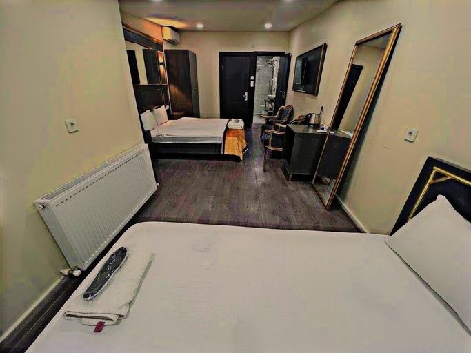 Bedroom 4, Dnz Taxim Feridiye Otel, Beyoğlu