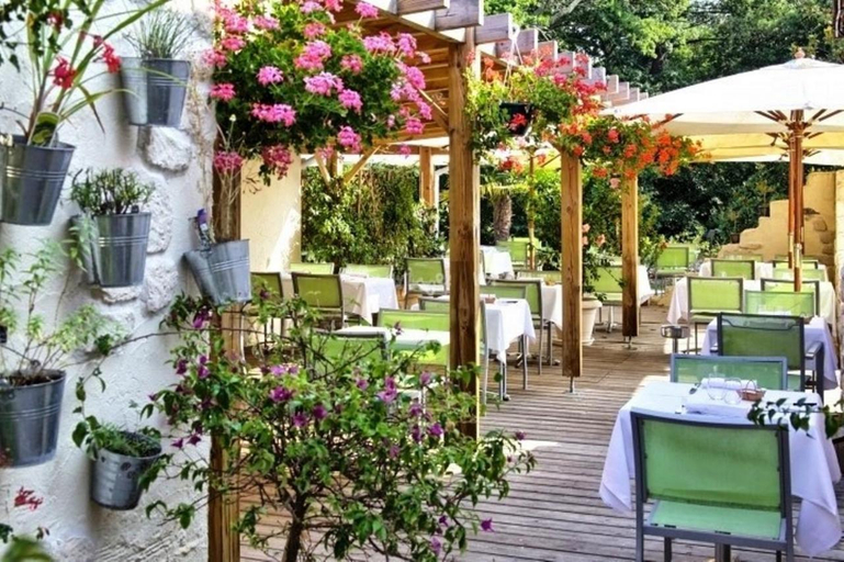 Food & Drinks 5, Logis Hotel Le Pont Bernet, Gironde