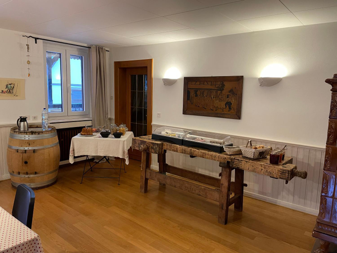 Others 5, Les Suites - La Cour St Fulrad, Haut-Rhin