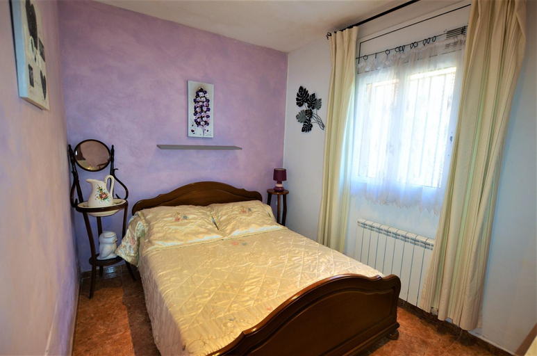 3, Villa Olombel, Girona