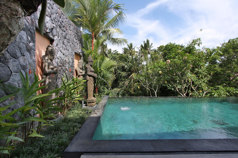 Swimming Pool 15