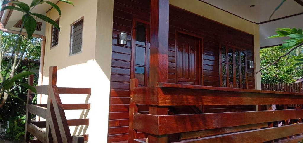 4, Nellie's Tourist Inn- Port Barton, San Vicente