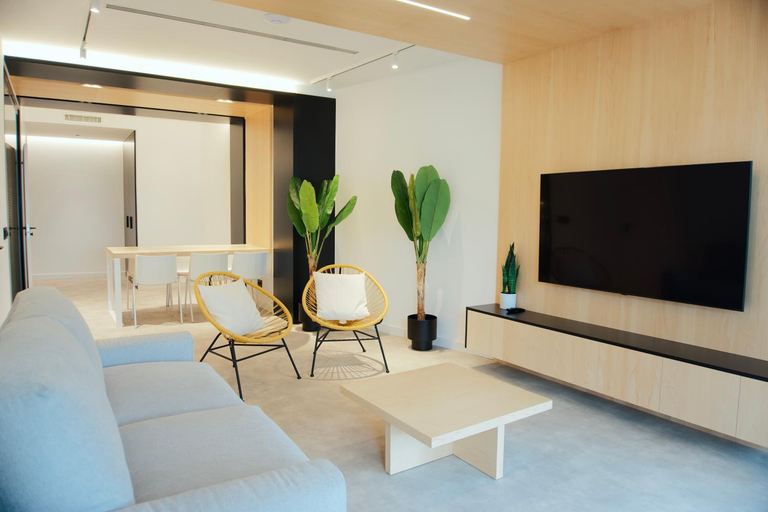 Others 5, Loft Mardevela, Pontevedra