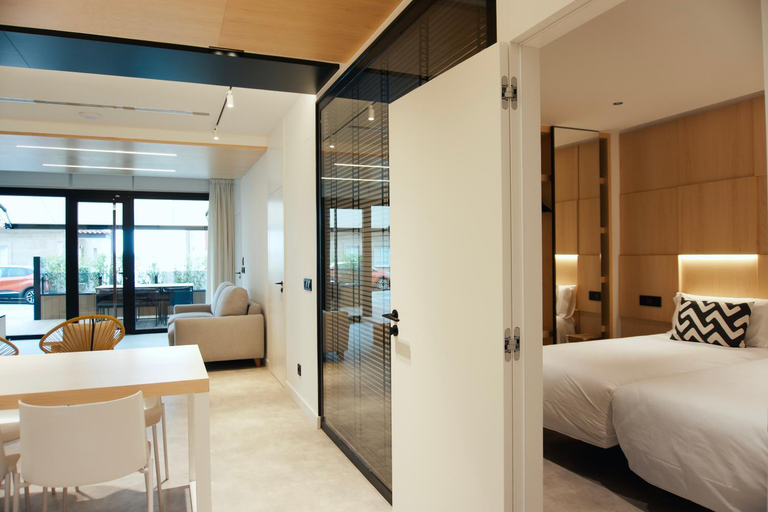 Others 2, Loft Mardevela, Pontevedra