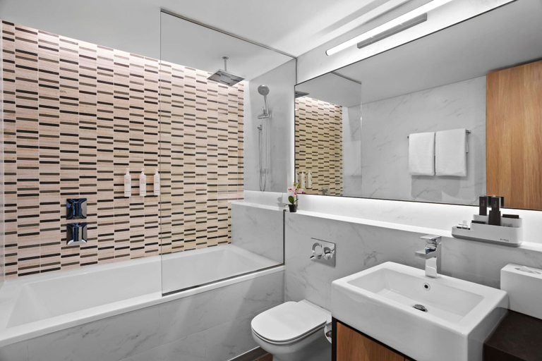 Bathroom 4, Marriott Executive Apartments Port Moresby, National Capital District
