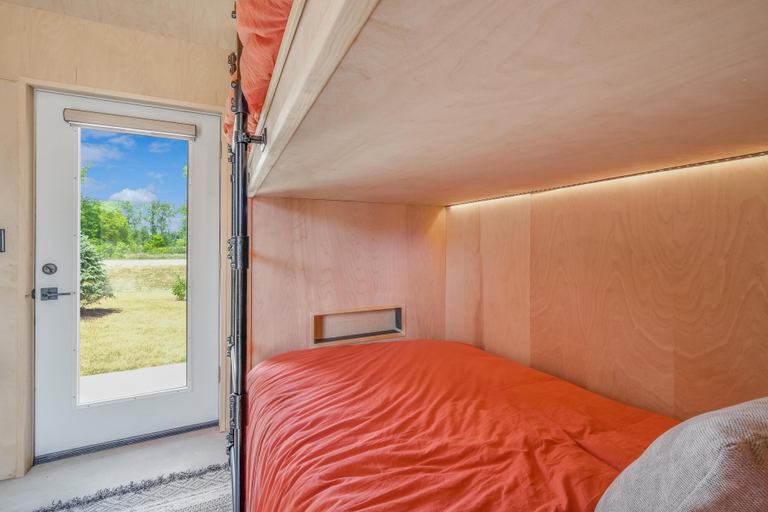 Bedroom 3, Bunkies-basecamp, La Salle