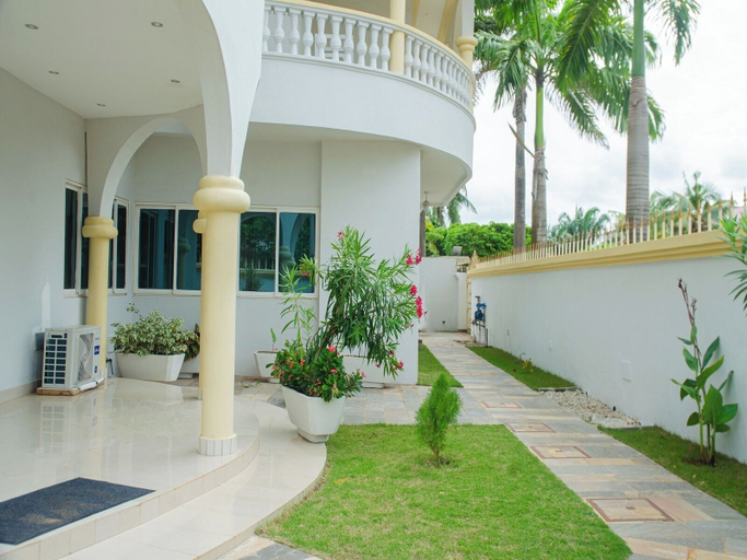 Exterior & Views 2, Beach Sand Hotel and Resort, Cotonou