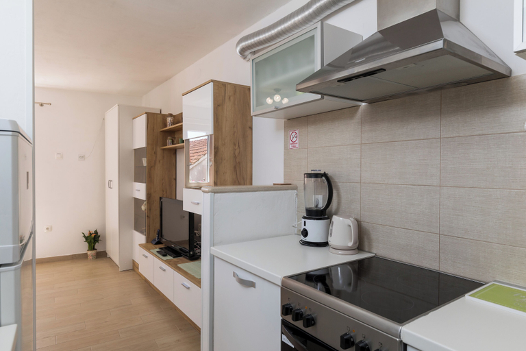 Others 4, Apartment Meet & Greet, Dubrovnik