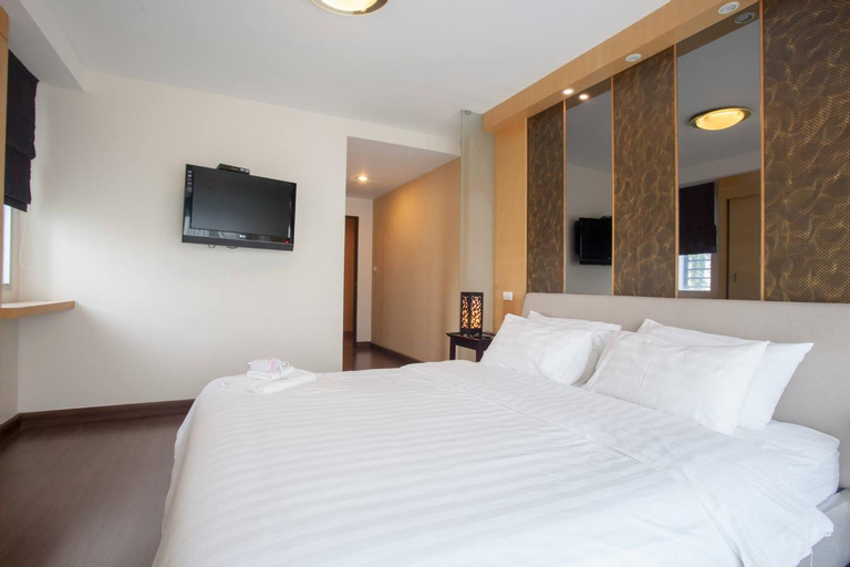 Bedroom 2, 4D-Lovely 25 Bedrooms Bkk Downtownbtsmrtboat, Wattana