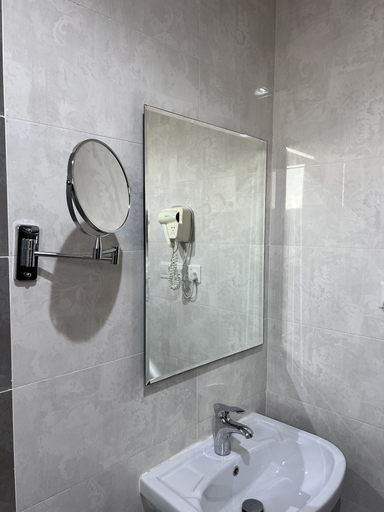 Bathroom 5, Orchid Suites 4, Jeddah