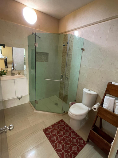 Bathroom 3, SeArena San Pancho, Compostela